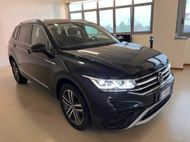 VOLKSWAGEN Tiguan Allspace 2.0 TDI SCR DSG 4MOTION Elegance - 11