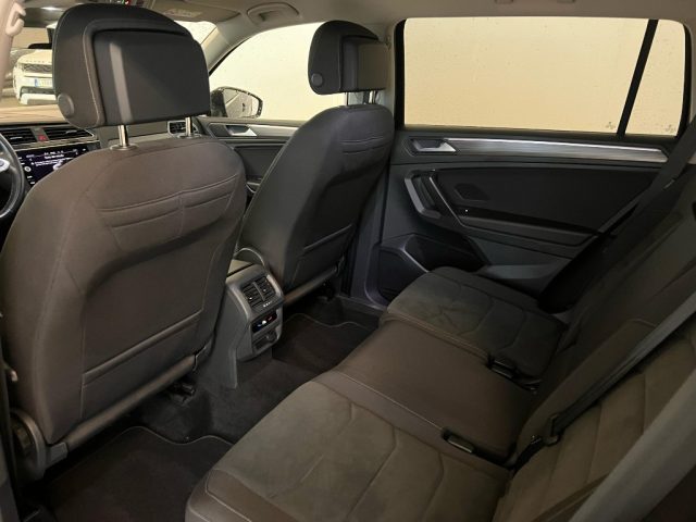 VOLKSWAGEN Tiguan Allspace 2.0 TDI SCR DSG 4MOTION Elegance - 3