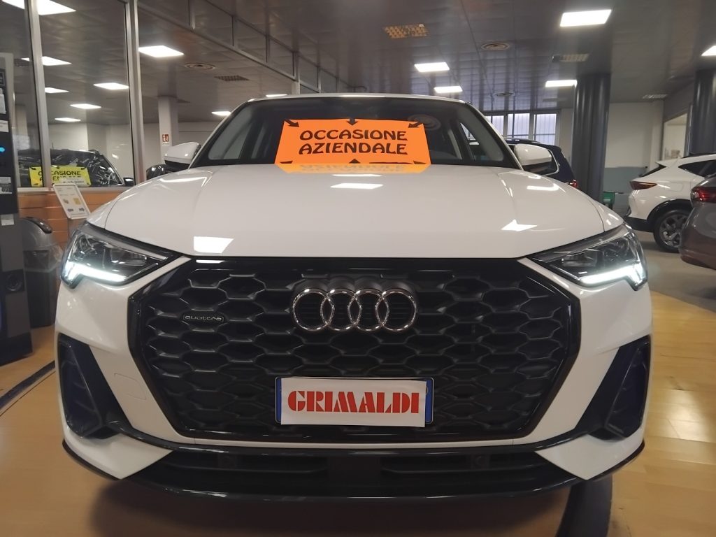 AUDI Q3 SPORTBACK 40 TDI quattro S tr. Bus. Plus 19 B&O - 3