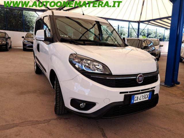 FIAT Doblo Bianco pastello