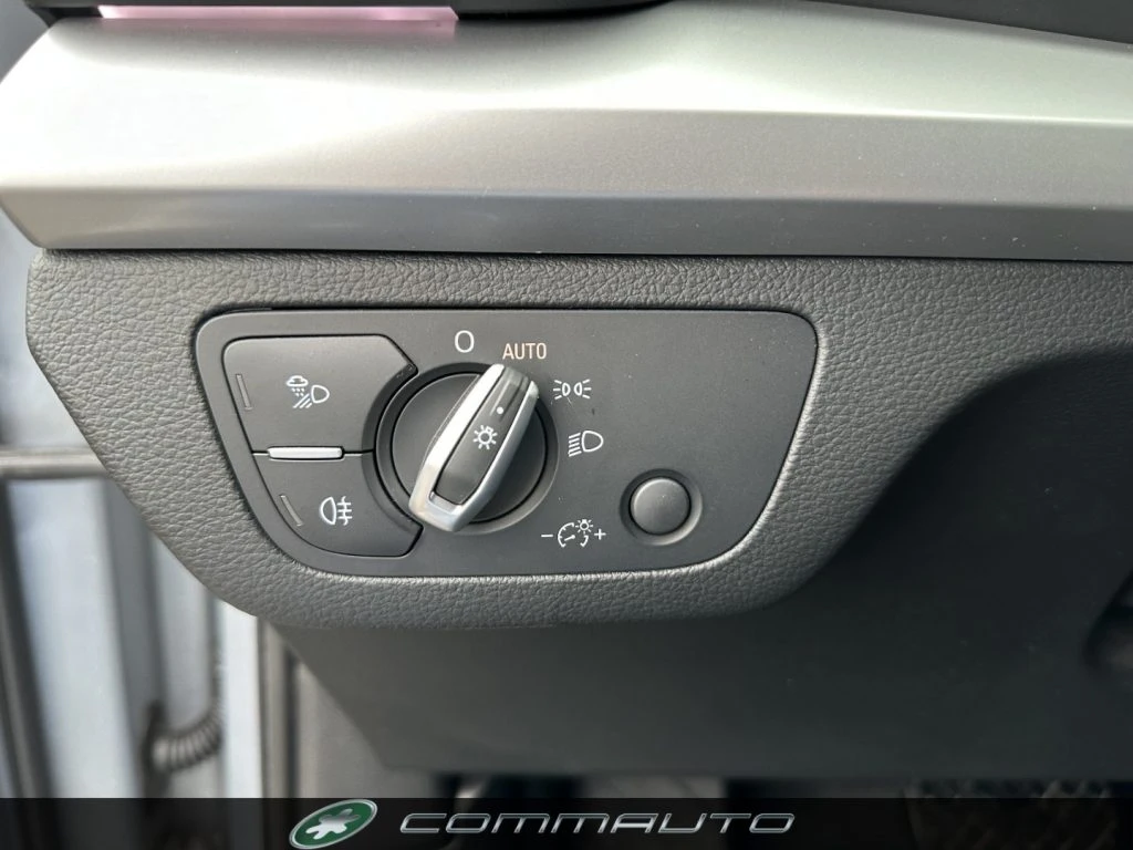 AUDI Q5 SPB 40 TDI quattro S tronic S line Sportback - 8