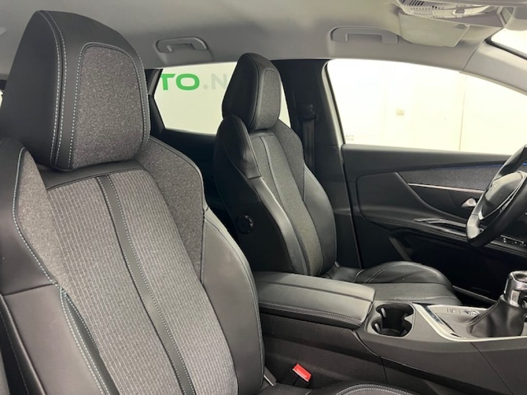 PEUGEOT 3008 II 2021 -  1.5 bluehdi Allure Pack s&s 130cv - 6