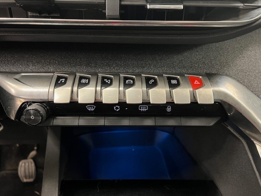 PEUGEOT 3008 II 2021 -  1.5 bluehdi Allure Pack s&s 130cv - 10