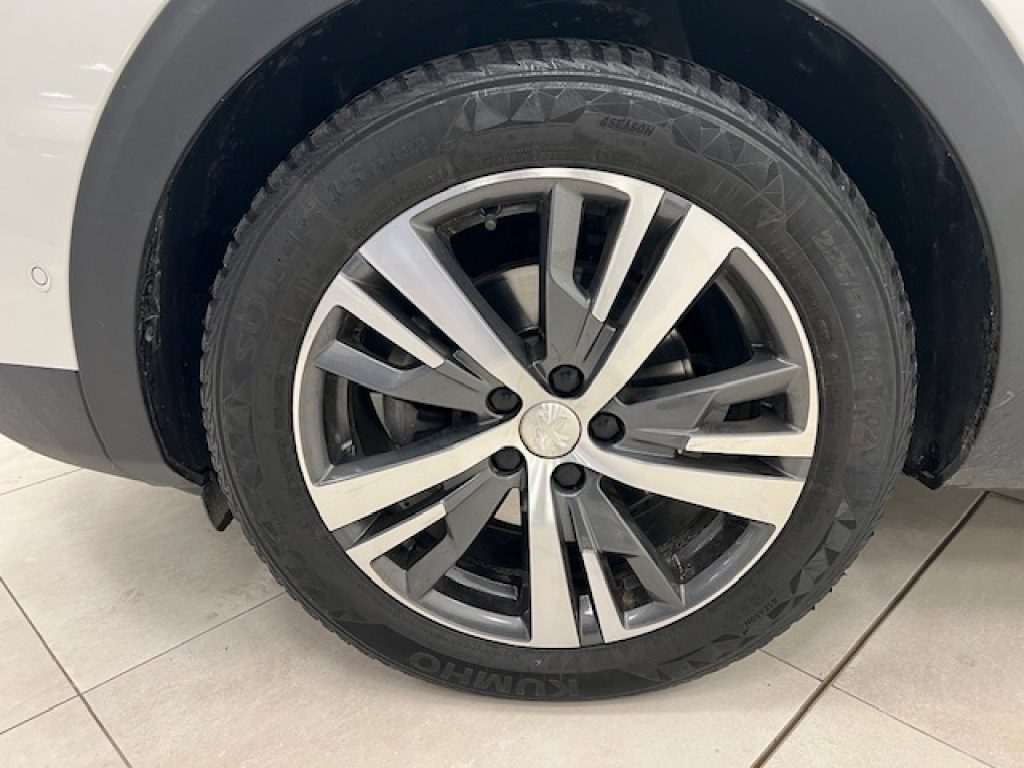PEUGEOT 3008 II 2021 -  1.5 bluehdi Allure Pack s&s 130cv - 18