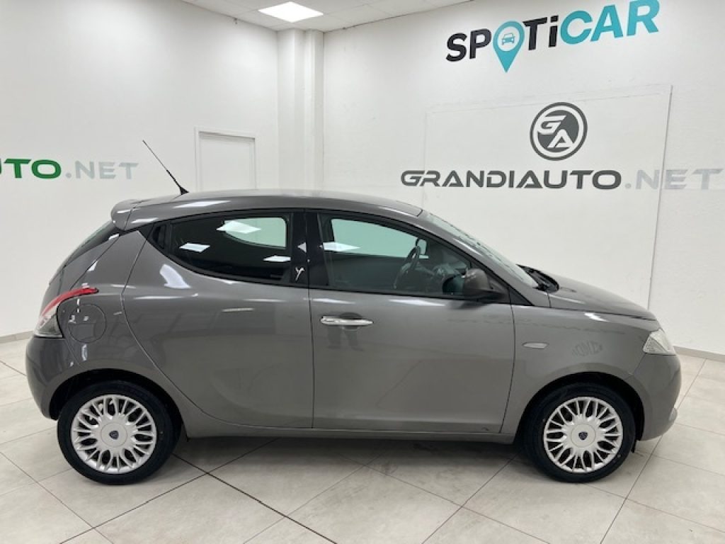 LANCIA Ypsilon III 2015 -  1.3 mjt Silver s&s 95cv - 4