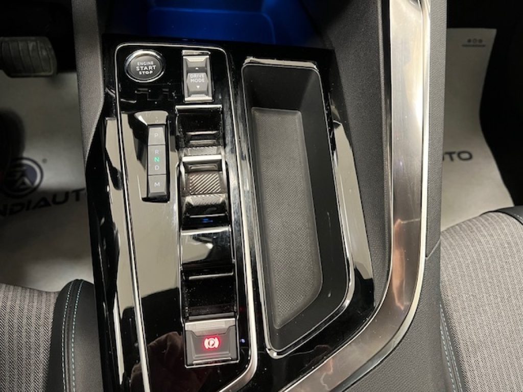 PEUGEOT 3008 II 2021 -  1.5 bluehdi Allure Pack s&s 130cv eat8 - 15