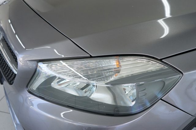 MERCEDES-BENZ A 160 28