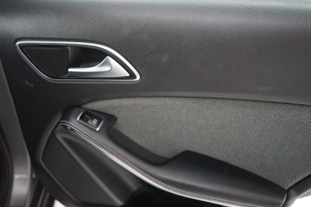 MERCEDES-BENZ A 160 42