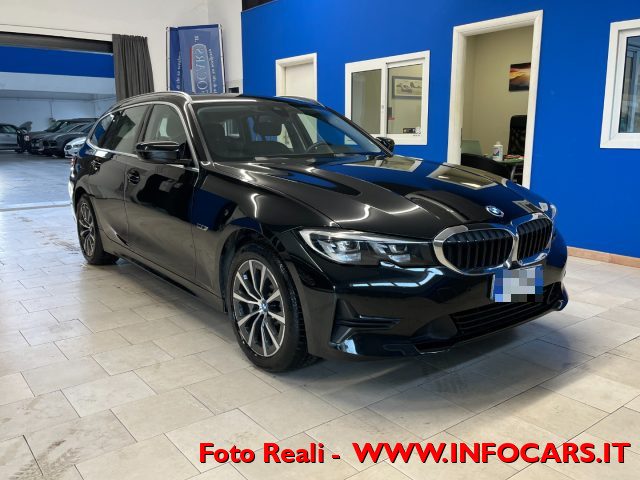 BMW 330 Nero metallizzato
