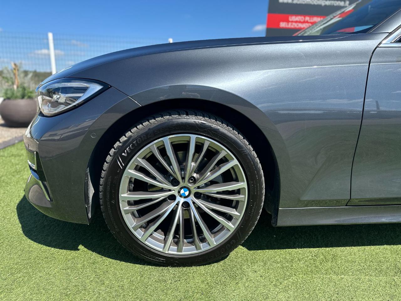 BMW 320 d 190cv Luxury (Pelle Beige/APP/Led/Navi/Retro) - 45