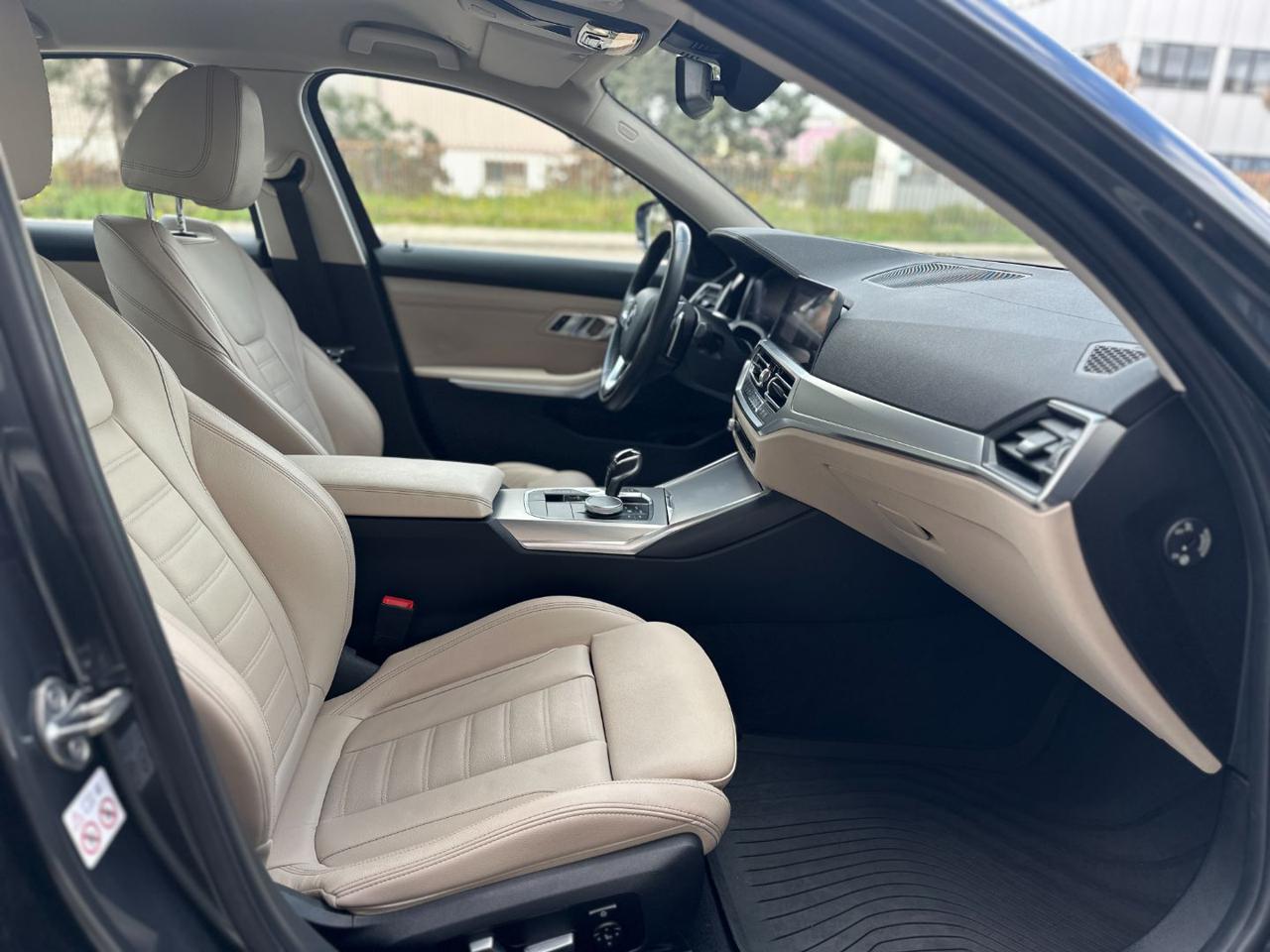 BMW 320 d 190cv Luxury (Pelle Beige/APP/Led/Navi/Retro) - 11