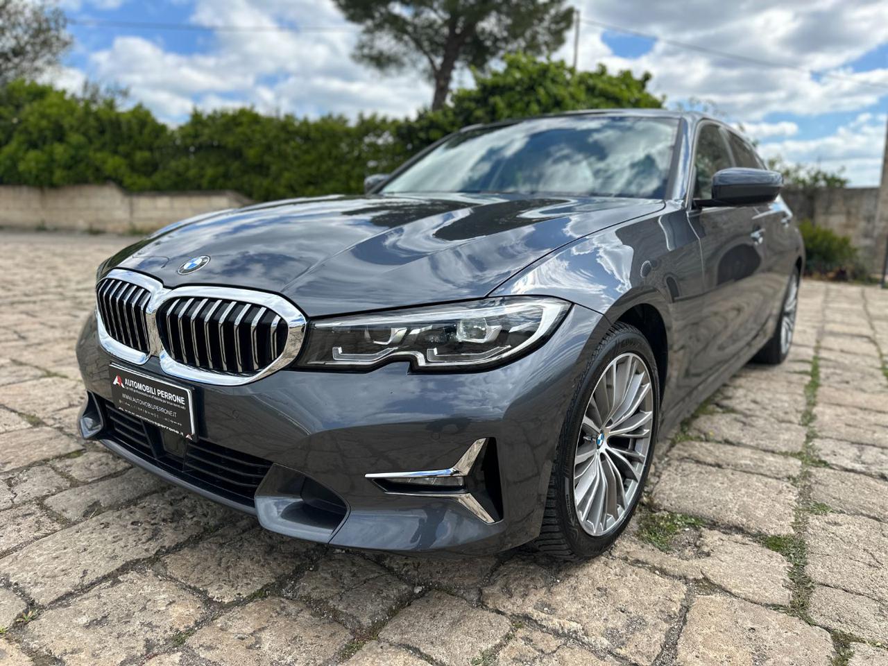 BMW 320 d 190cv Luxury (Pelle Beige/APP/Led/Navi/Retro) - 39