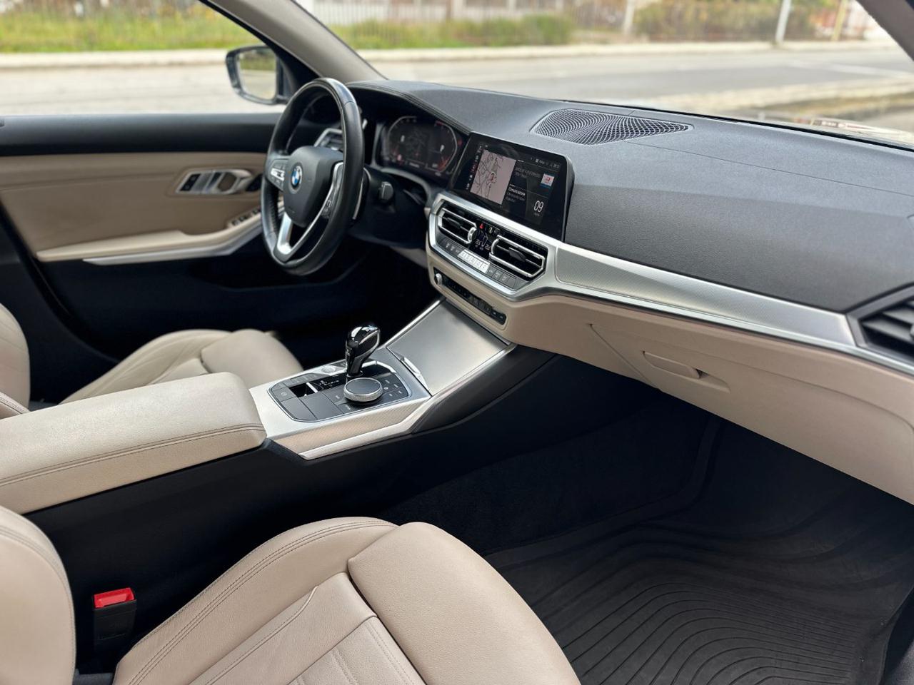 BMW 320 d 190cv Luxury (Pelle Beige/APP/Led/Navi/Retro) - 20