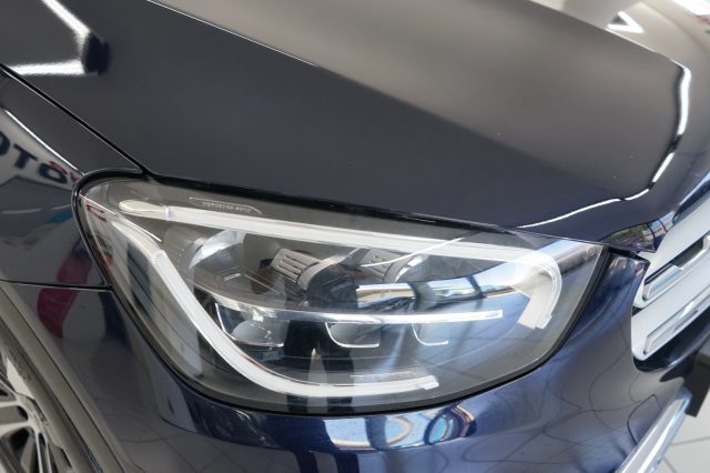 MERCEDES-BENZ GLC 220 25