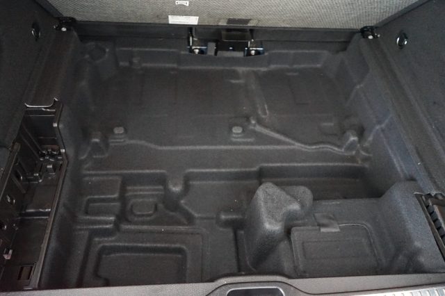 MERCEDES-BENZ GLC 220 44