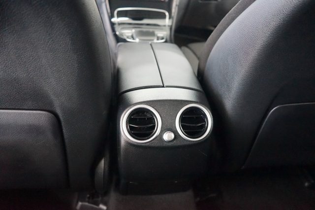 MERCEDES-BENZ GLC 220 46
