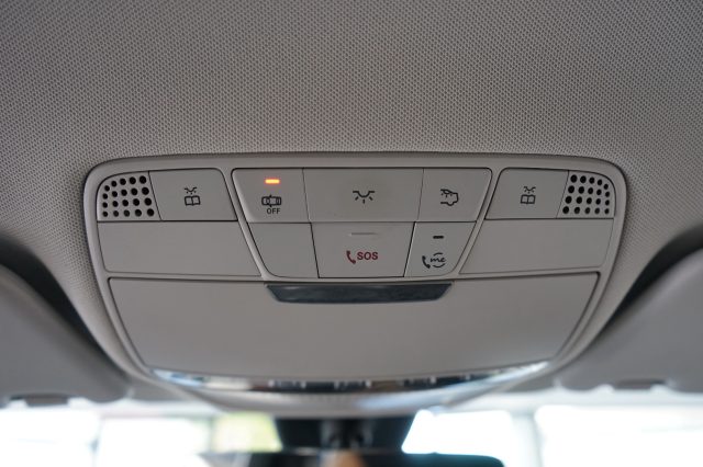 MERCEDES-BENZ GLC 220 48