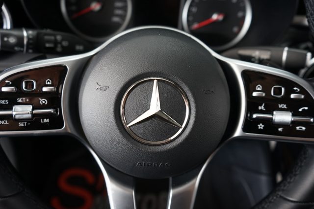MERCEDES-BENZ GLC 220 52