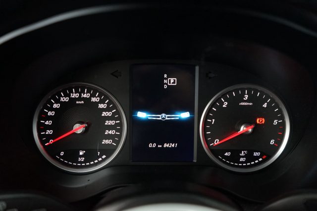 MERCEDES-BENZ GLC 220 56