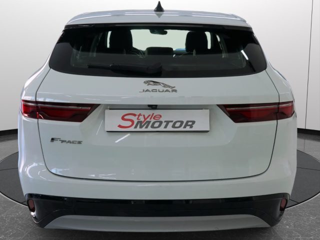 JAGUAR F-Pace 24