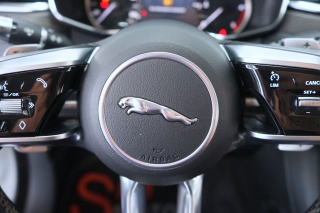 JAGUAR F-Pace 59