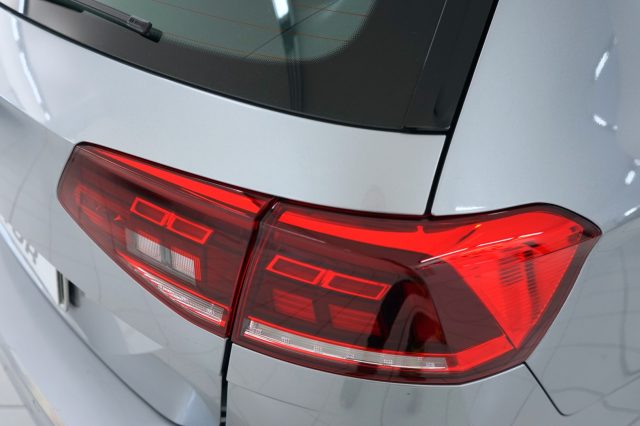 VOLKSWAGEN Passat Variant 34