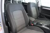 VOLKSWAGEN Passat Variant 41 thumb
