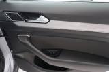 VOLKSWAGEN Passat Variant 45 thumb