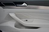 VOLKSWAGEN Passat Variant 42 thumb