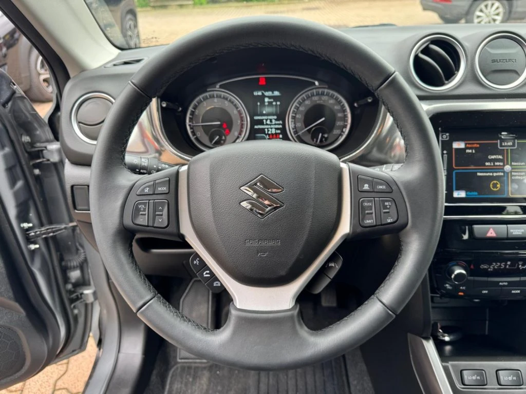 SUZUKI Vitara 1.4 Hybrid 4WD AllGrip Top - 11
