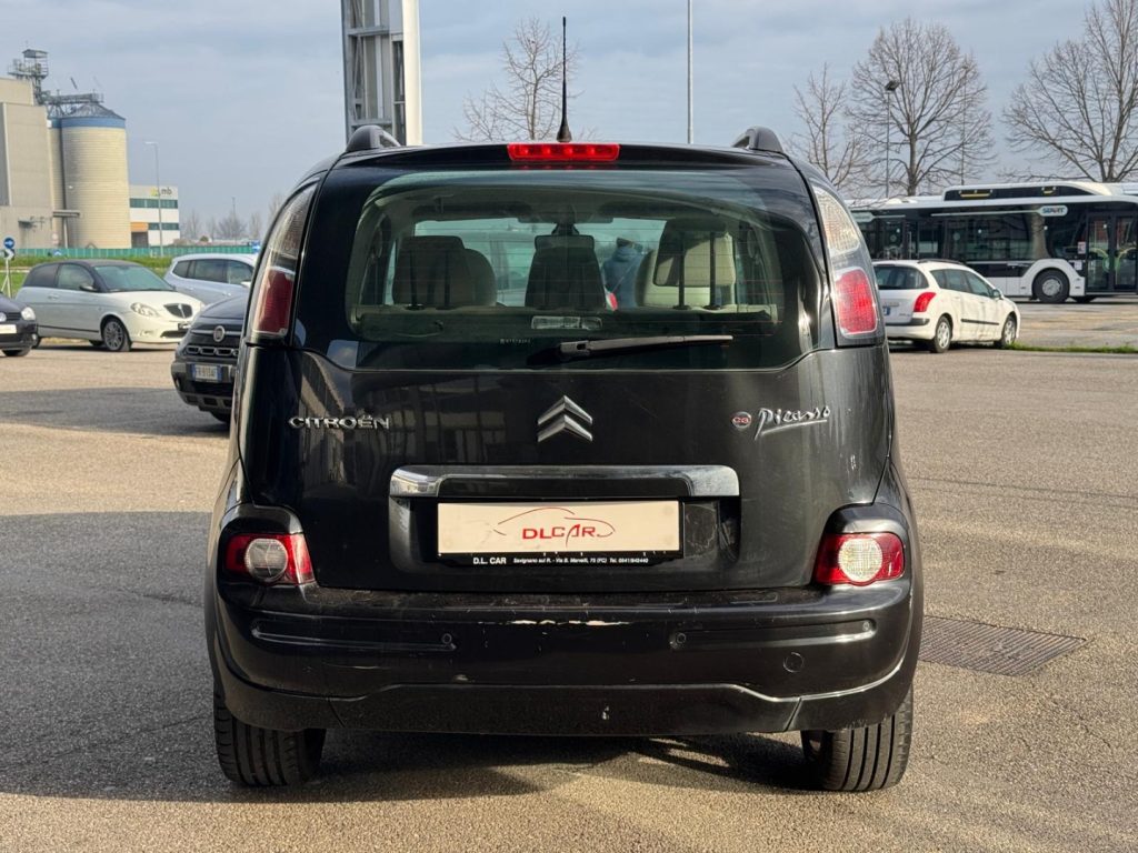 http://graphics.gestionaleauto.com/gonline_graphics/22235242_O_68022572165ca.jpg