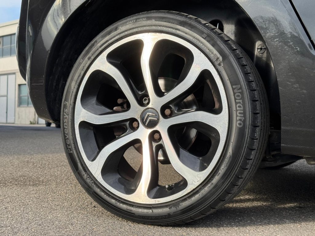 http://graphics.gestionaleauto.com/gonline_graphics/22235242_O_68022575754f5.jpg