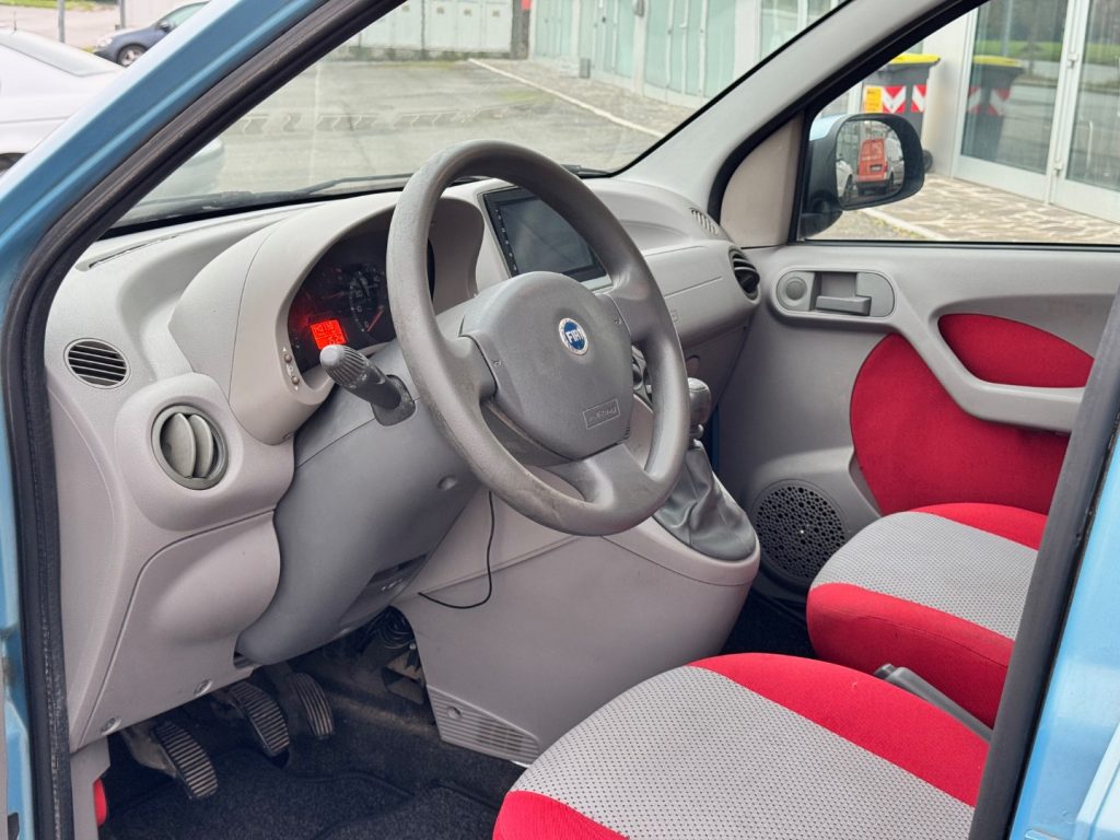 http://graphics.gestionaleauto.com/gonline_graphics/22235280_O_6802260b86c86.jpg