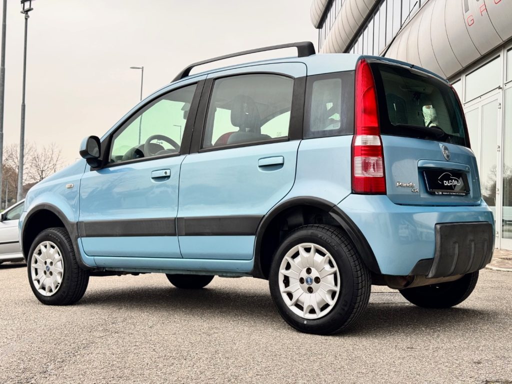 http://graphics.gestionaleauto.com/gonline_graphics/22235280_O_6802260ca10cf.jpg