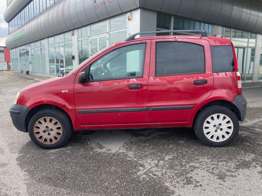 http://graphics.gestionaleauto.com/gonline_graphics/22235282_O_6802261802465.jpg