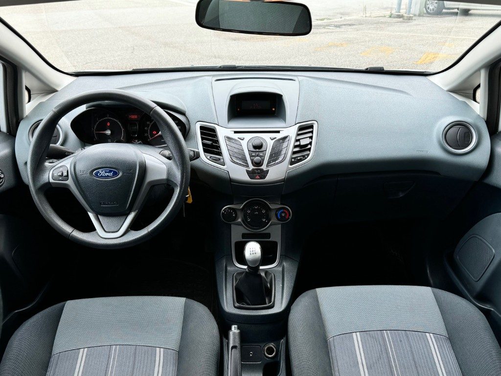 http://graphics.gestionaleauto.com/gonline_graphics/22235290_O_6802263a7f00d.jpg