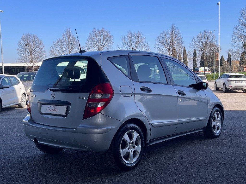 http://graphics.gestionaleauto.com/gonline_graphics/22235304_O_6802268489607.jpg