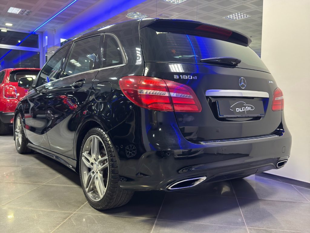 http://graphics.gestionaleauto.com/gonline_graphics/22235305_O_6802268e4abc8.jpg