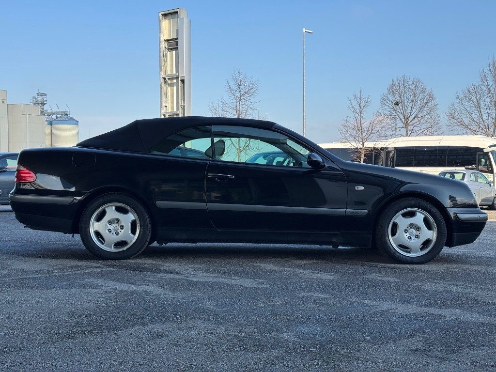 http://graphics.gestionaleauto.com/gonline_graphics/22235308_O_6802269851ace.jpg