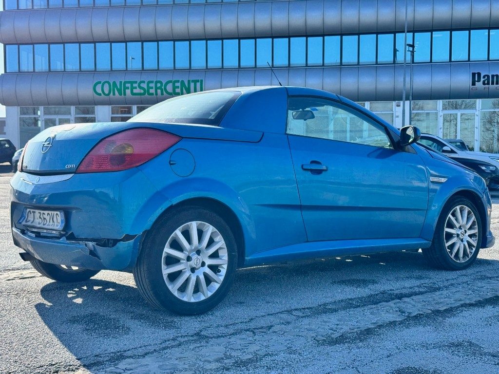http://graphics.gestionaleauto.com/gonline_graphics/22235335_O_6802270b94311.jpg