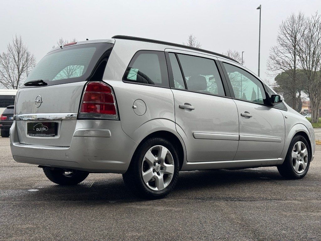 http://graphics.gestionaleauto.com/gonline_graphics/22235340_O_680227243f345.jpg