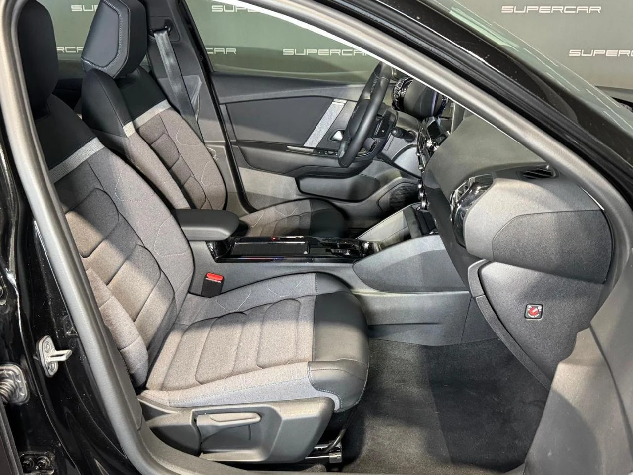 CITROEN C4 PureTech 130 S&S EAT8 Plus - 12