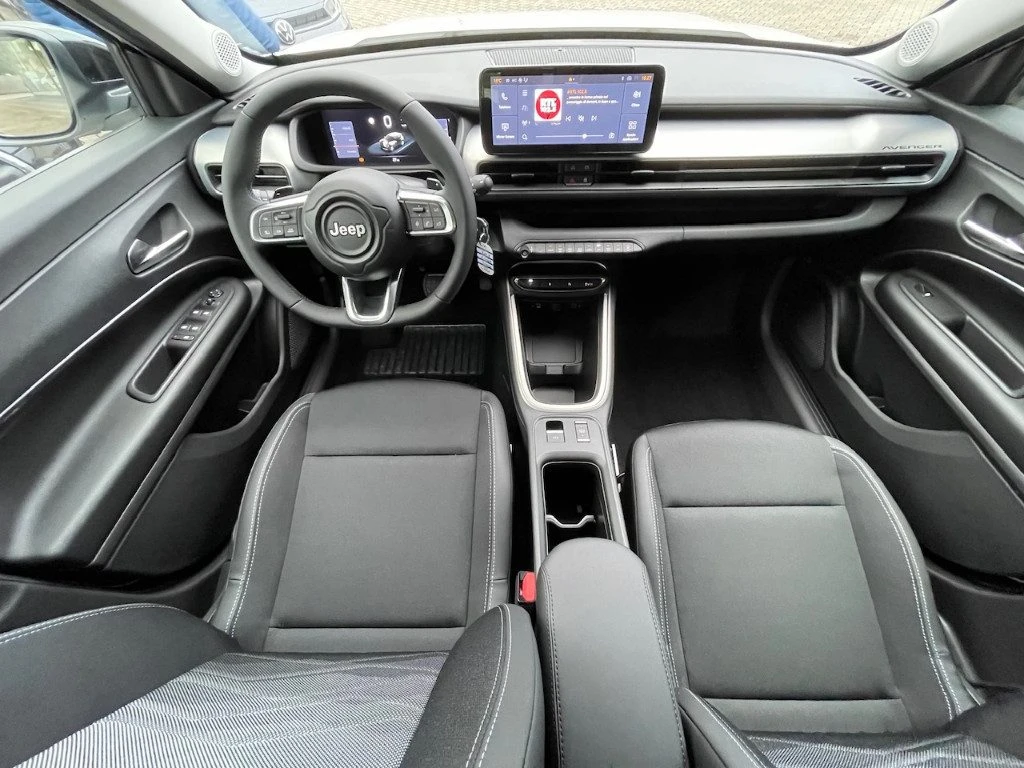 JEEP Avenger 1.2 Turbo 100 CV MHEV Altitude #Bi-Colore - 6
