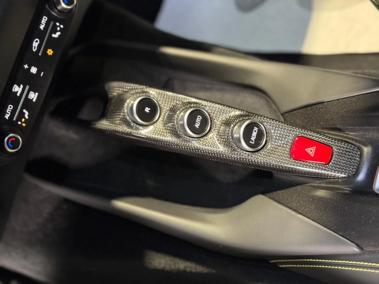 FERRARI 812 Superfast - 14