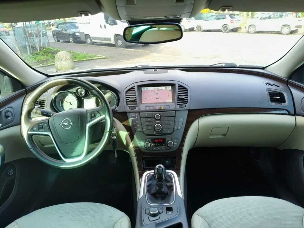 OPEL Insignia Sports Tourer Cosmo 2.0 CDTI 160CV - 10
