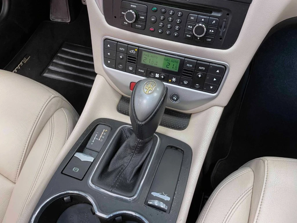 MASERATI GranCabrio GRANCABRIO 4.7 V8 AUTO - 63