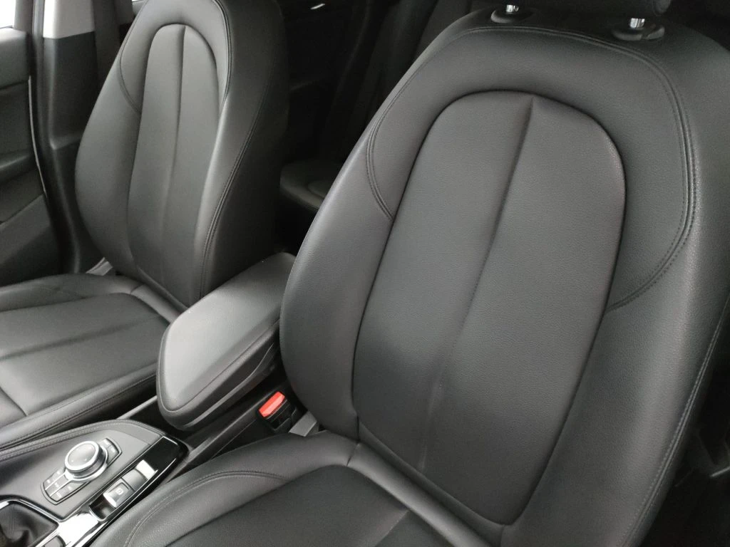BMW X1 sdrive18d xLine auto - Grid Foto 10