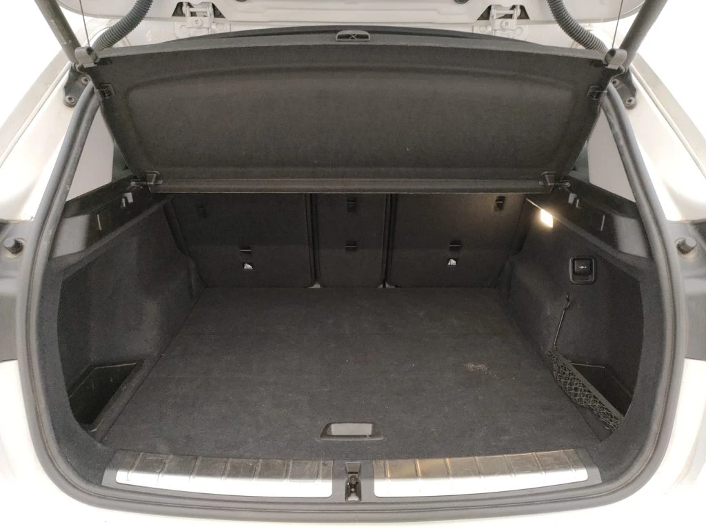 BMW X1 sdrive18d xLine auto - Grid Foto 18