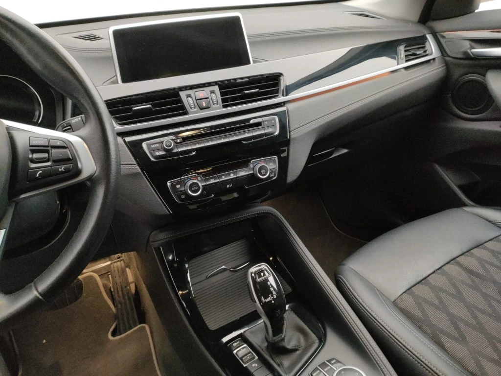 BMW X1 sdrive16d xLine auto - Grid Foto 14