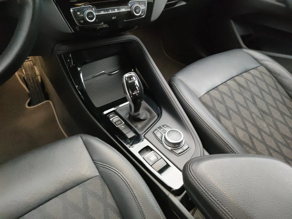 BMW X1 sdrive16d xLine auto - Grid Foto 15